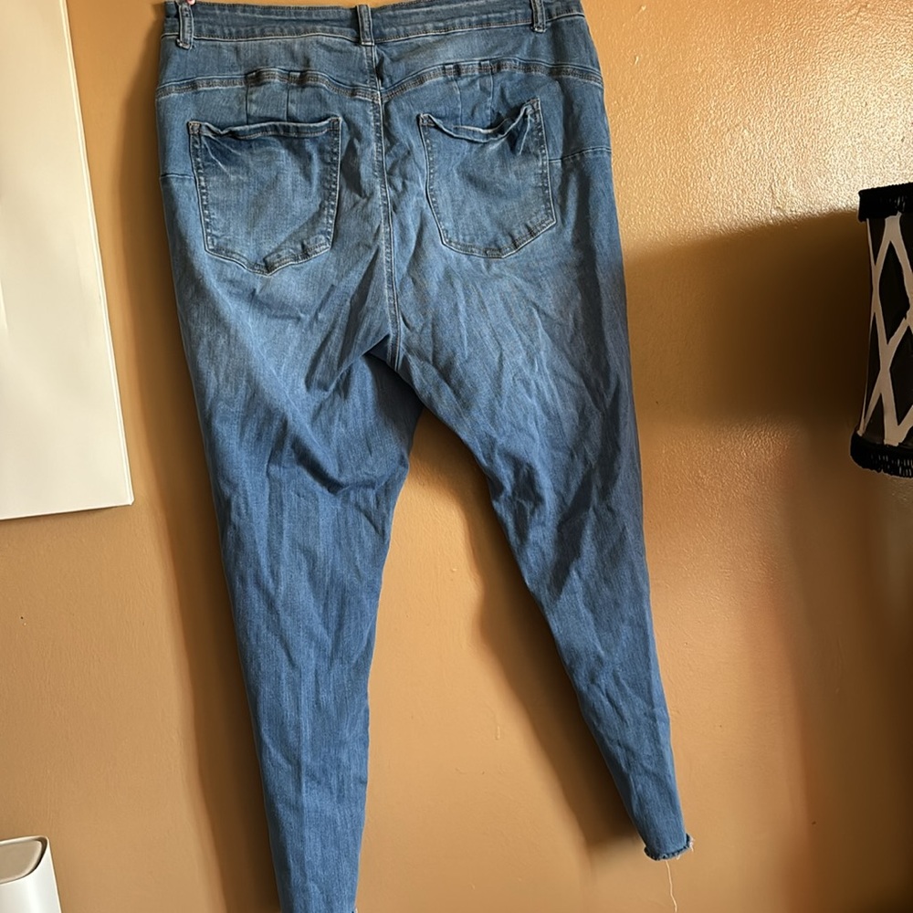 Plus Size Ripped Jeans 2 - Picture 9 of 12